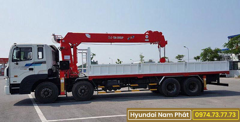 Xe Tải Hyundai 4 Chân HD320 Gắn Cẩu Atom 14 Tấn 1405